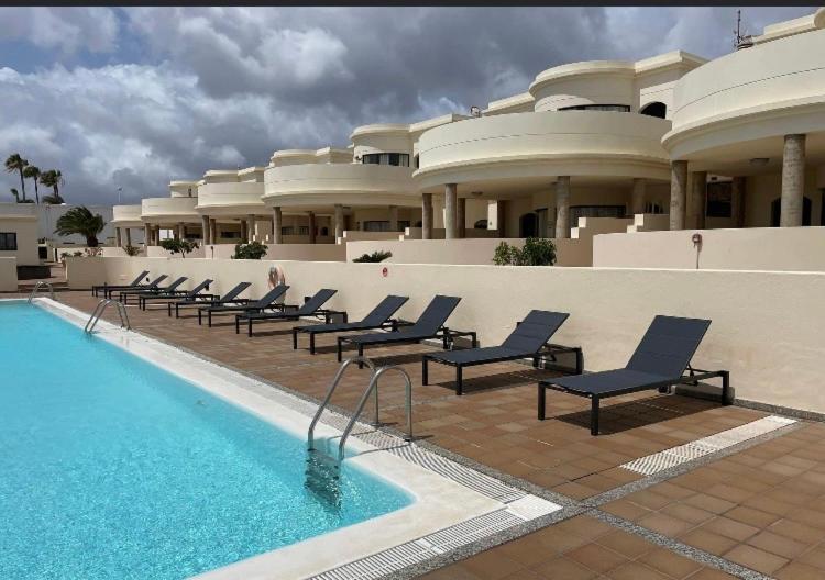 Апартаменты Riviera Park Пуэрто дель Кармен Экстерьер фото